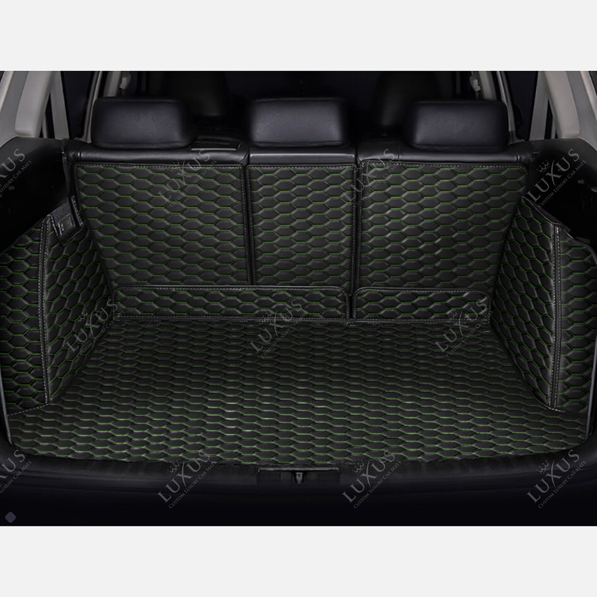 Tapis de Coffre Premium Sur Mesure Intégral 3D | Motif Nid d'Abeille | Noir et Surpiqures Vertes