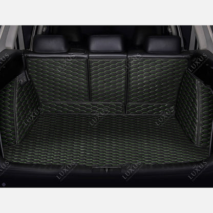 Tapis de Coffre Premium Sur Mesure Intégral 3D | Motif Nid d'Abeille | Noir et Surpiqures Vertes
