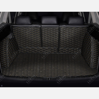 Tapis de Coffre Premium Sur Mesure Intégral 3D | Motif Nid d'Abeille | Noir et Surpiqures Jaunes
