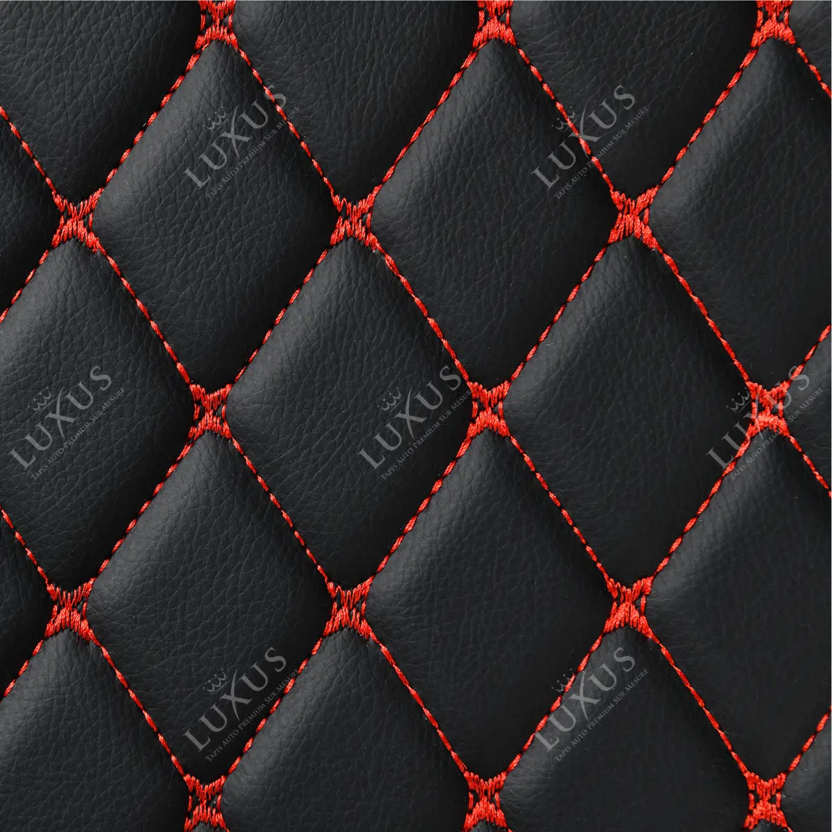 Tapis de Coffre Premium Sur Mesure | Motif Diamant | Noir et Surpiqures Rouges