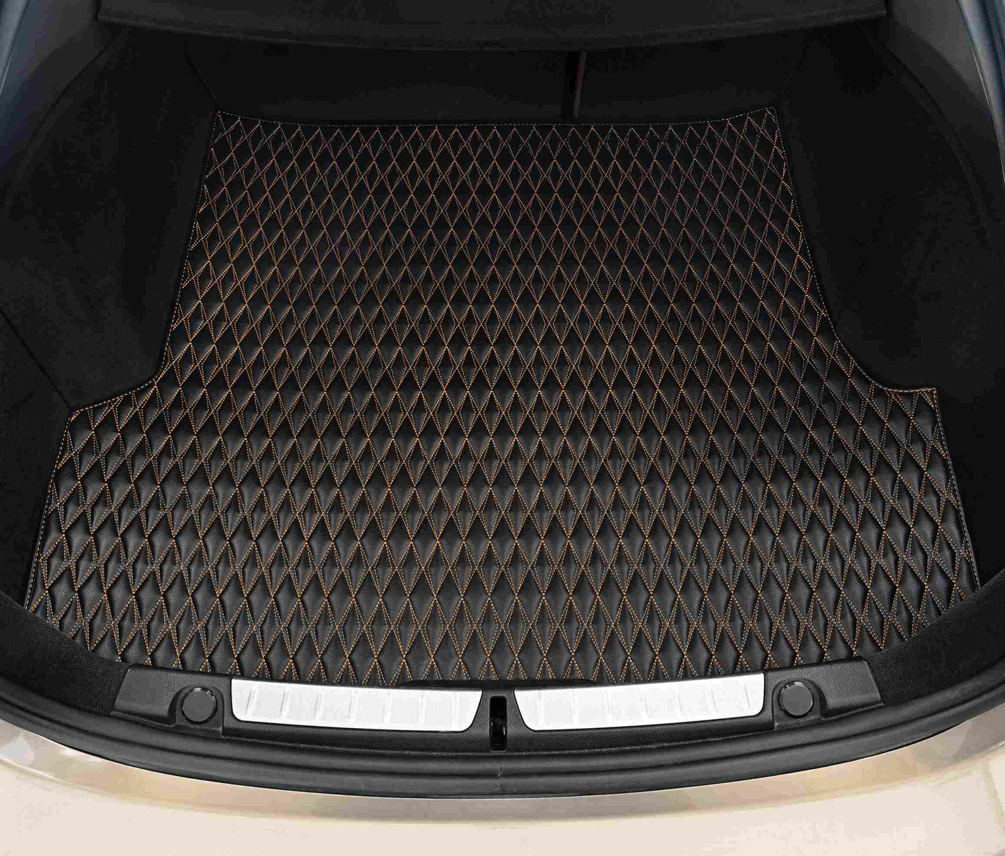 OFFERT: Tapis de coffre premium sur mesure | Motif double losange