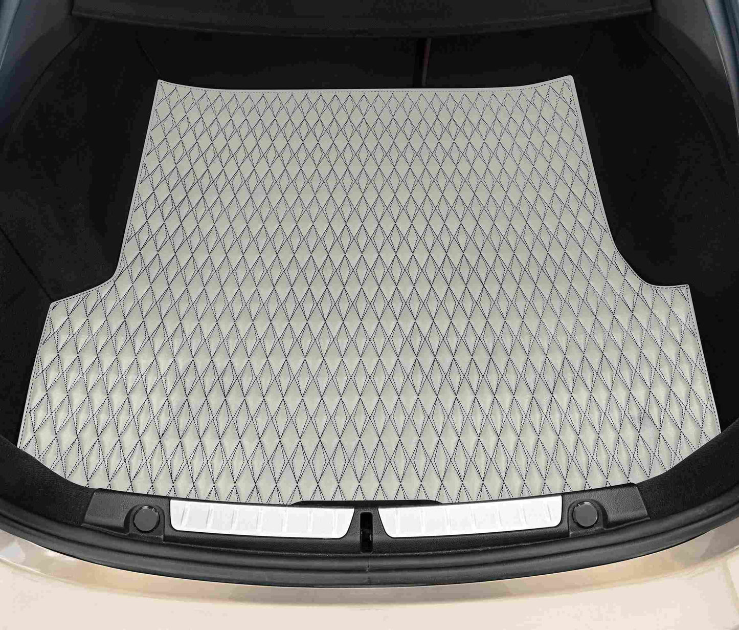 OFFERT: Tapis de coffre premium sur mesure | Motif double losange